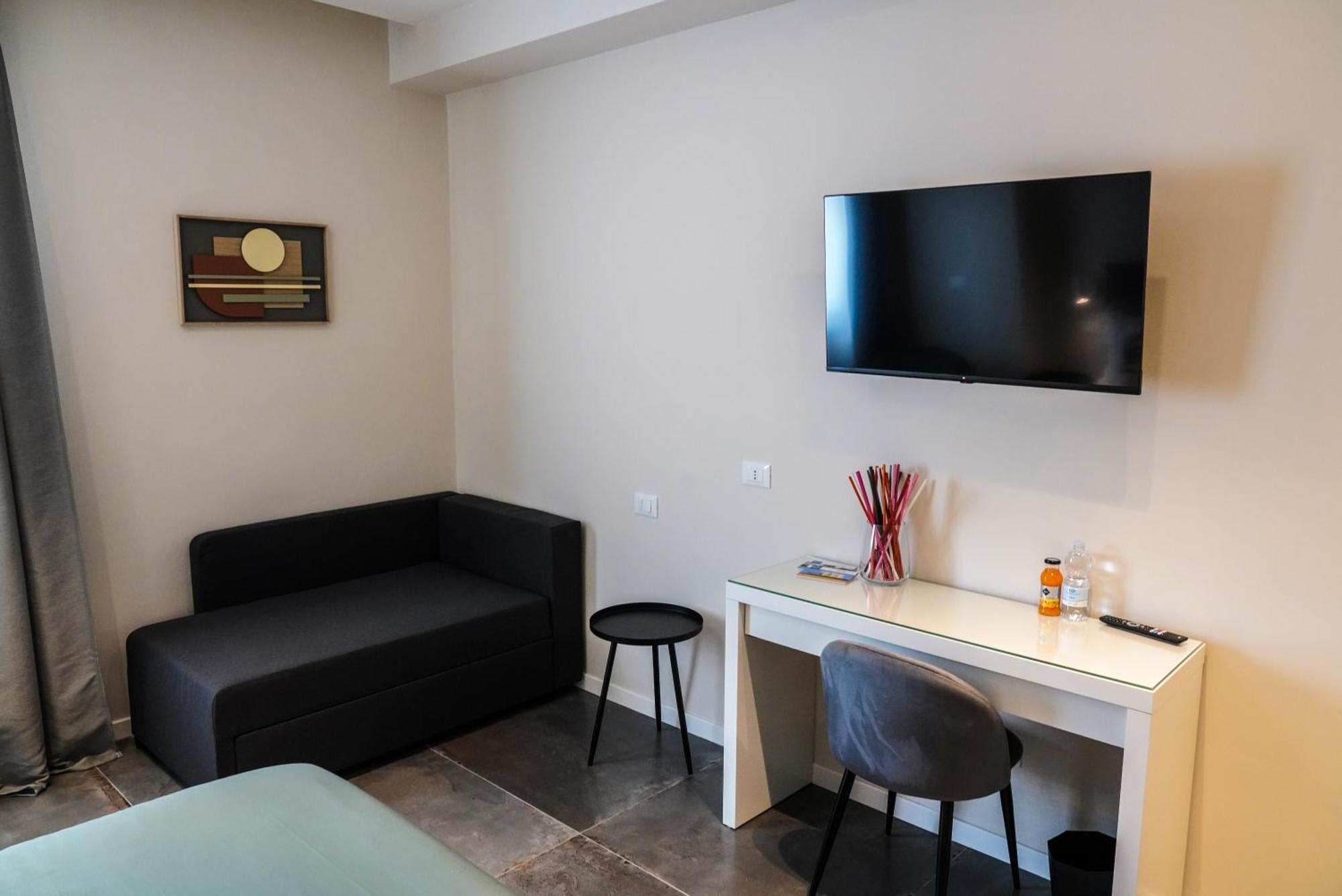 Morris Rooms Bari Exteriör bild
