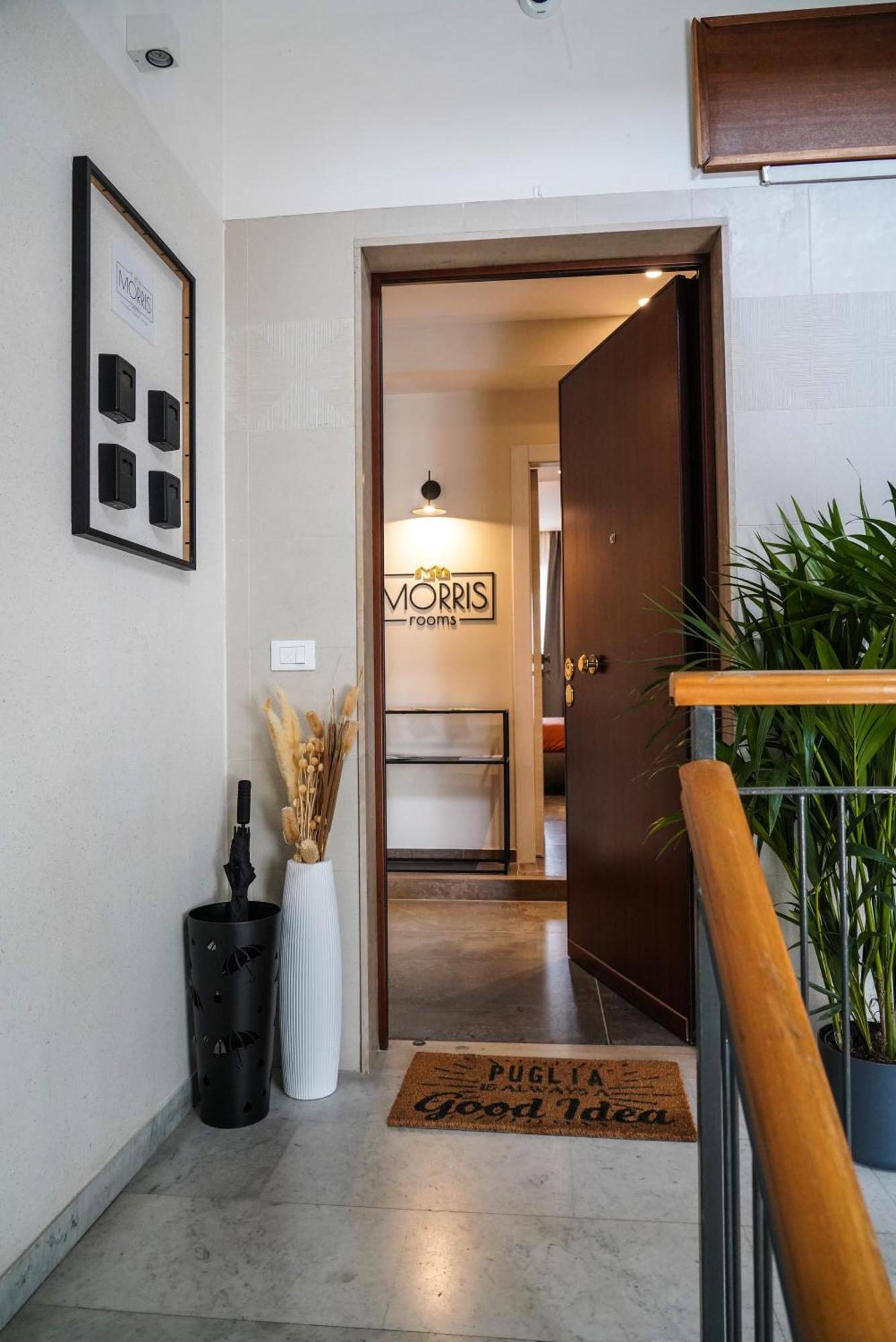 Morris Rooms Bari Exteriör bild